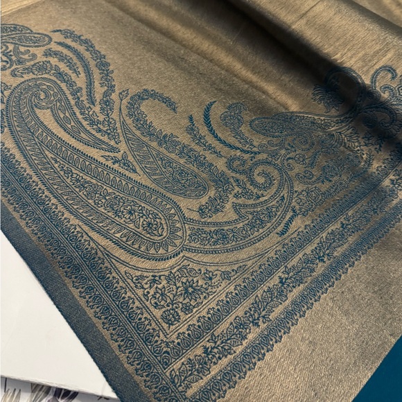 Moonlight Reversible - Picture 6 of 16